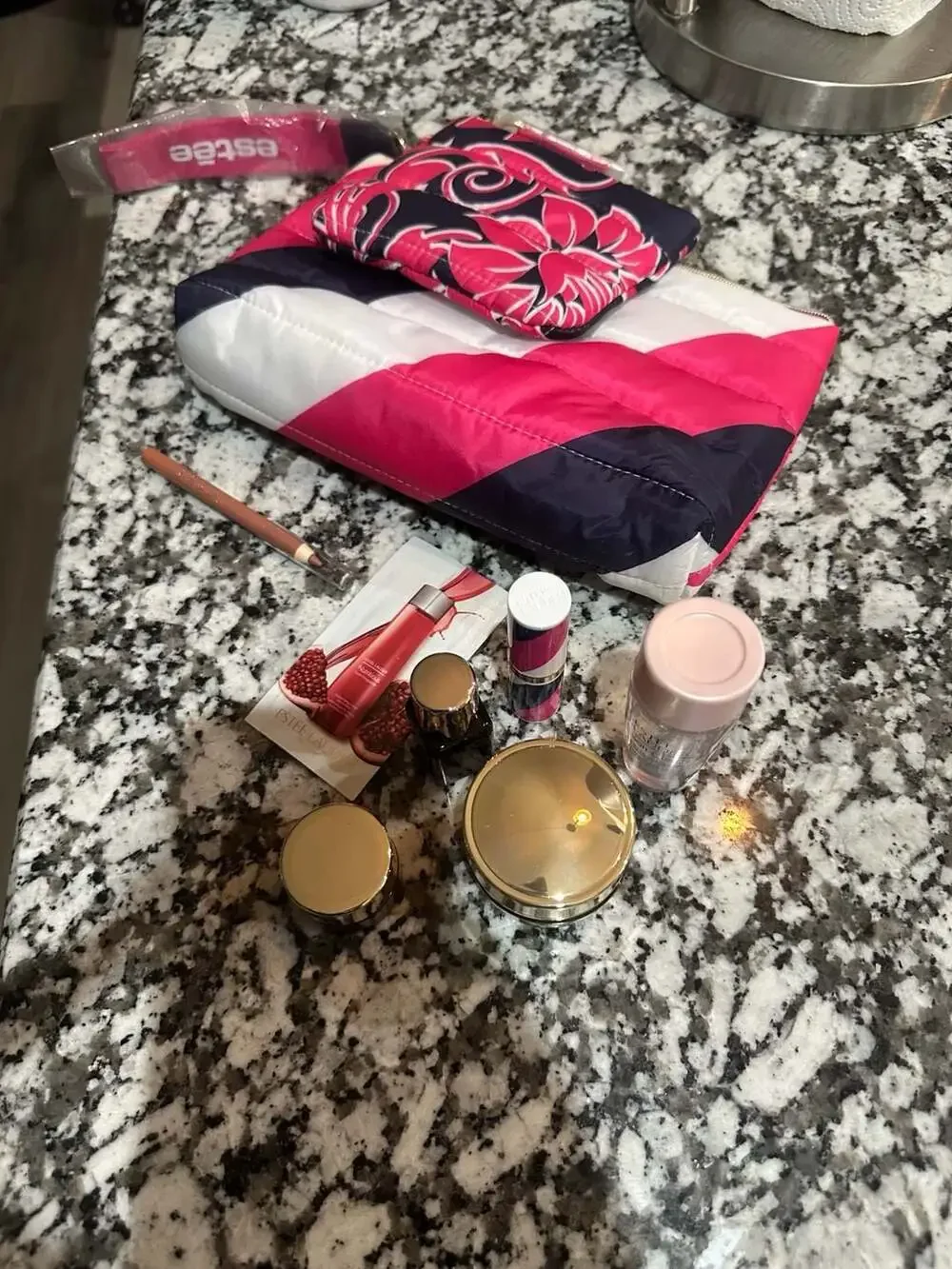 Estee Lauder Cosmetic Bag Set with Makeup Samples and Pouch new